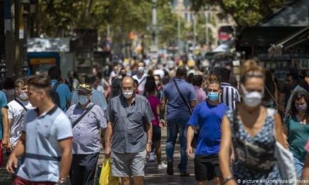 ¿Crees que estamos saliendo del Covid? Descubren una nueva variante que se transmite rápidamente por el aire