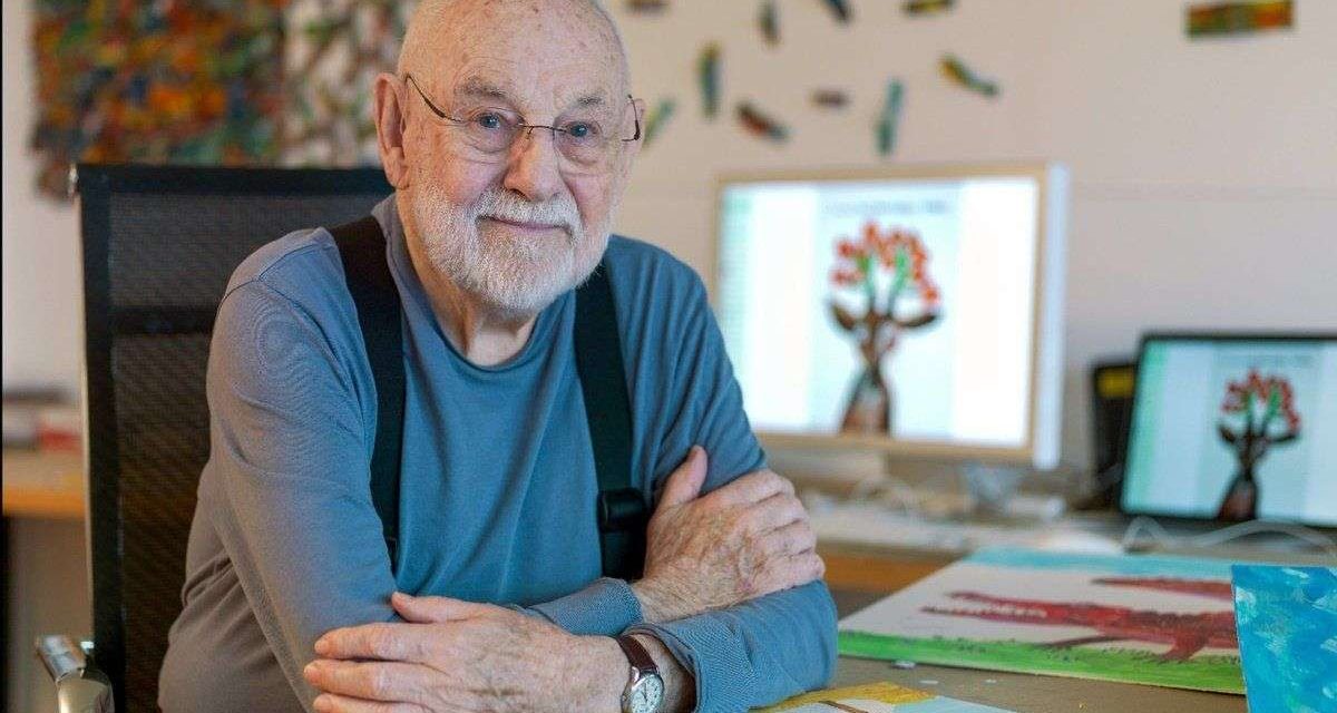 Muere Eric Carle, el famoso autor de libros infantiles en Estados Unidos