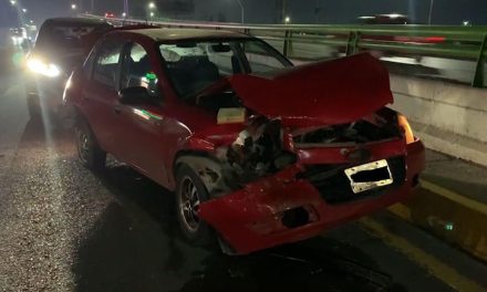 A exceso de velocidad provoca choque múltiple en Venustiano Carranza