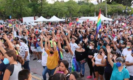 ¡Parras sale del clóset! Tienen su primera marcha LGBTQ+