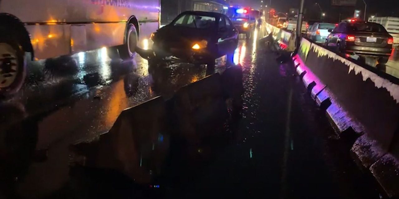 En plena lluvia: choque deja dos lesionados en V. Carranza