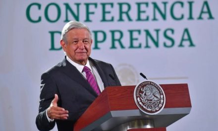 AMLO: «En 2024 me desaparezco, no estaré en redes ni hablaré de política»