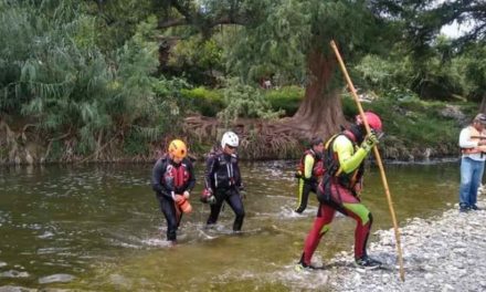 Inician tercer día de búsqueda de mujer que fue arrastrada por la corriente en Nuevo León