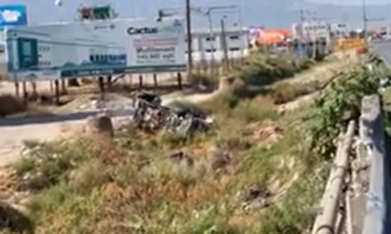 Vuelca pipa de gas en carretera Saltillo-Monterrey copiloto pierde la vida