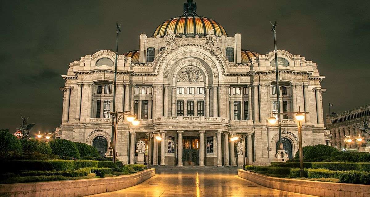 Cierran Bellas Artes por elecciones