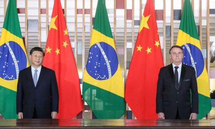 Amaga China con vacunas a Brasil: Sinovac le exigió al gobierno de Bolsonaro no criticar más