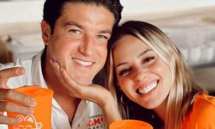 Mariana Rodríguez y su bolsa de 46 mil pesos con la que celebró la victoria de Samuel García