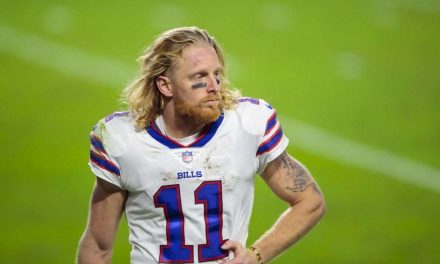 Jugador de la NFL prefiere retirarse del futbol americano a ser vacunado contra el Covid-19