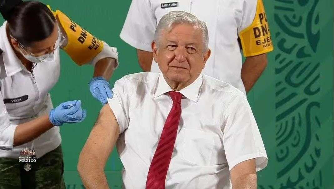 AMLO recibe la segunda dosis de la vacuna de AstraZeneca