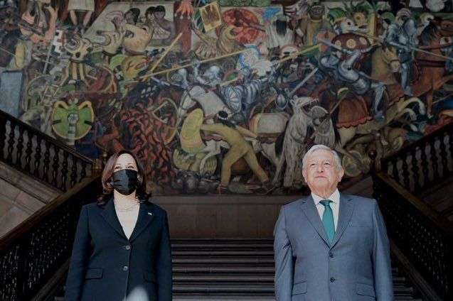 VIDEO. «Presidenta Kabala» AMLO le cambia el nombre y el cargo a Harris