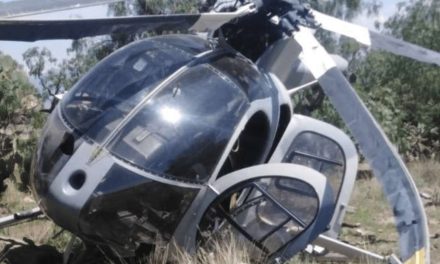 Helicóptero de Fuerza Aérea Mexicana cae cerca de Santa Lucía