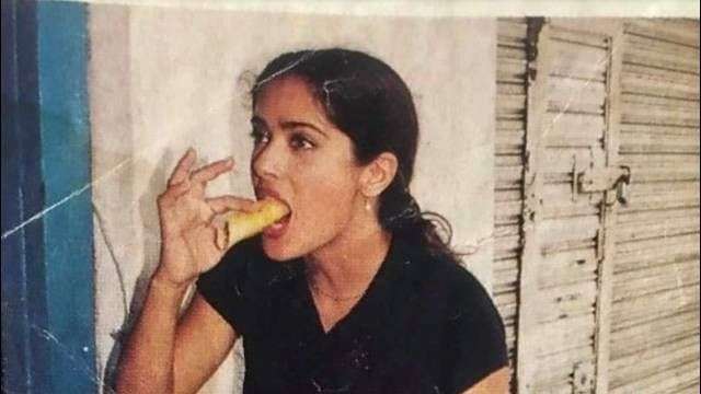 Mientras tú te freseas, Salma Hayek se avienta unos tacos callejeros en Veracruz