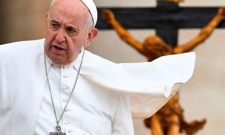 Va el Papa Francisco contra abusadores sexuales en la Iglesia; se calificará como delito