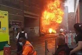 VIDEOS. Explosión en Metro de Londres provoca alarma