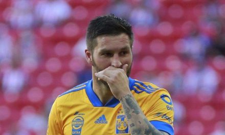 ¿Gignac engañó a su esposa con la maestra de su hijo?