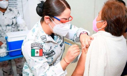 Pasaron las elecciones y la velocidad de vacunación en México disminuyó un 26 por ciento