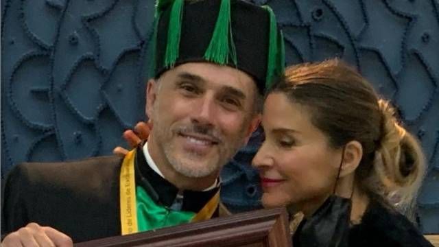 Sergio Mayer y Delfina Gómez reciben Doctorado Honoris Causa