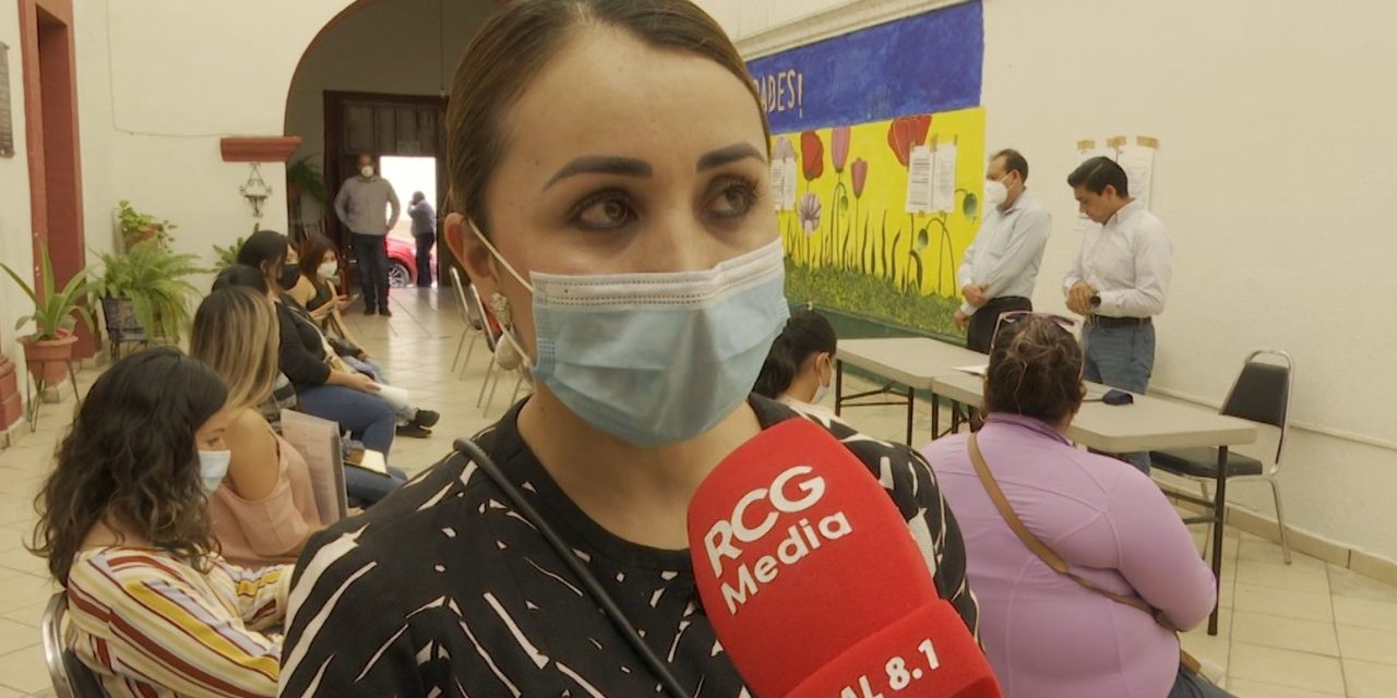 Solicitan maestras apoyo de representantes sindicales en Saltillo