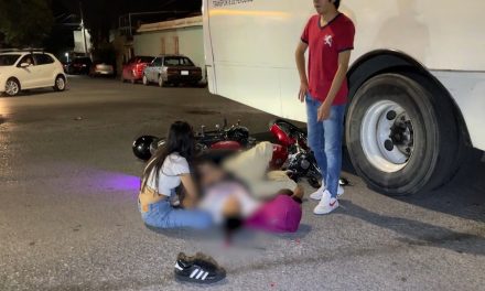 Otra vez, transporte de personal provoca accidente en Saltillo
