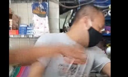 Papá golpea a hombre que le tomaba fotos a su hija en una papelería
