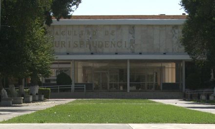 Ofrece Jurisprudencia una licenciatura en Derecho en línea en Saltillo