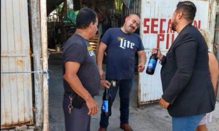 Excandidato en Tamaulipas regala caguamas para ‘la calor’