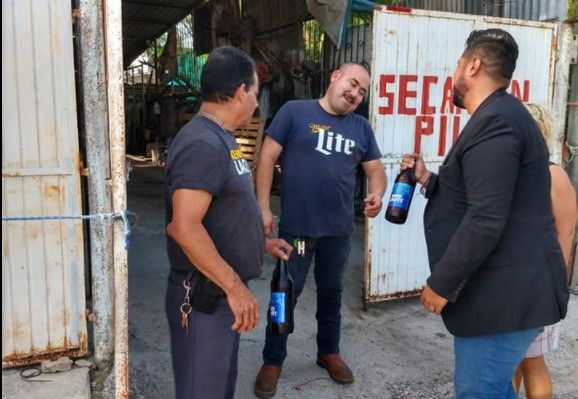 Excandidato en Tamaulipas regala caguamas para ‘la calor’