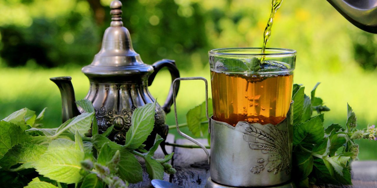 Infusión de hierbabuena para el dolor de estómago