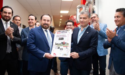 Gobernador y alcalde inauguran periódico digital de RCG Media