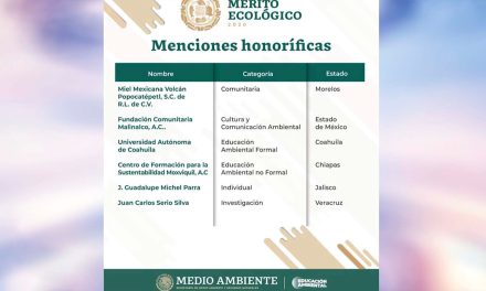 Recibe UAdeC Mención Honorífica