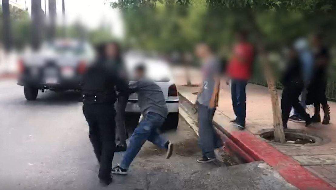 Detienen a jóvenes en la Alameda de Saltillo