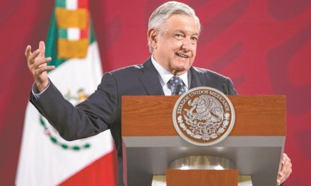 AMLO pide buscar una solución sin violencia en Cuba