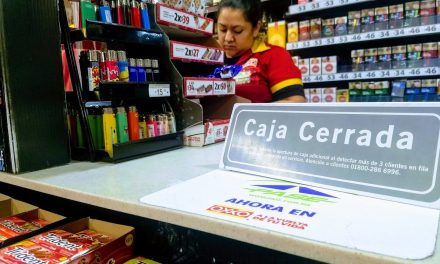 Esta es la verdadera razón por la cuál una caja del Oxxo está cerrada |VIDEO