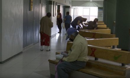 Dejan sin seguridad social a miles por falta de Seguro Popular: UNTA Coahuila