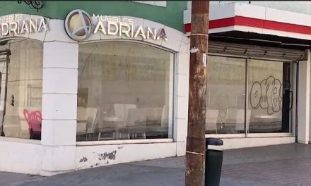 Detenidos por grafiti y les aseguran latas de pintura en aerosol