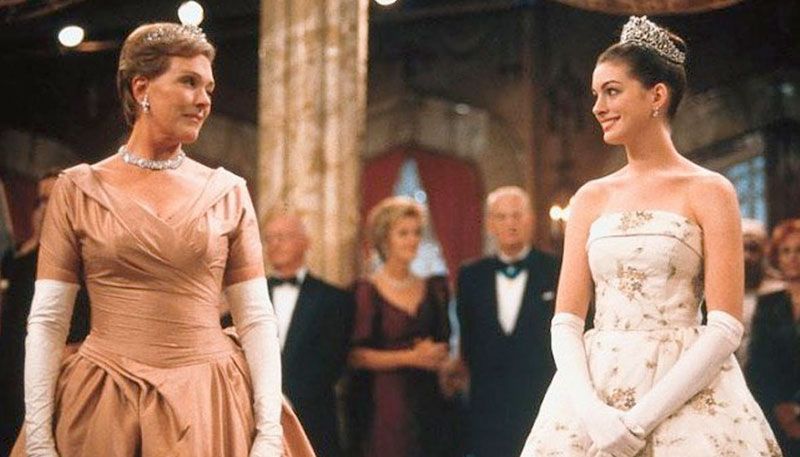 Anne Hathaway celebra 20 años de ‘El Diario de la la Princesa’