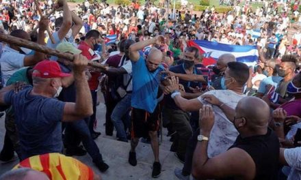 Estados Unidos busca restablecer internet en Cuba