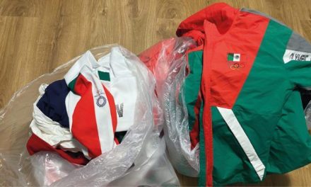 Tirar uniformes les cuesta su participación en próximo ciclo olímpico a equipo de softbol
