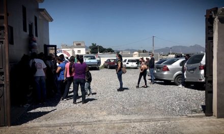 En medio de tristeza y lágrimas despiden a víctimas de accidente en Saltillo