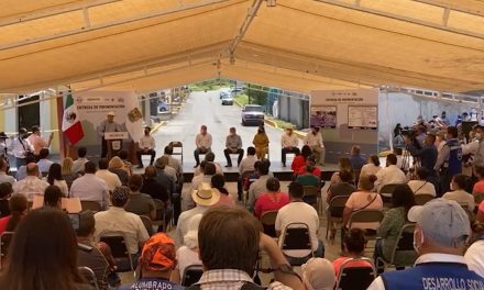 Entrega Gobernador calles pavimentadas en Monclova