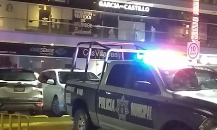 Estallan dos riñas en plazas comerciales en Saltillo