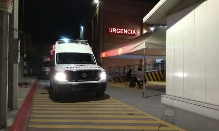Su mujer le encontró en el celular los mensajes del WhatsApp y lo ‘picotea’ ocho veces mientras dormía en Saltillo