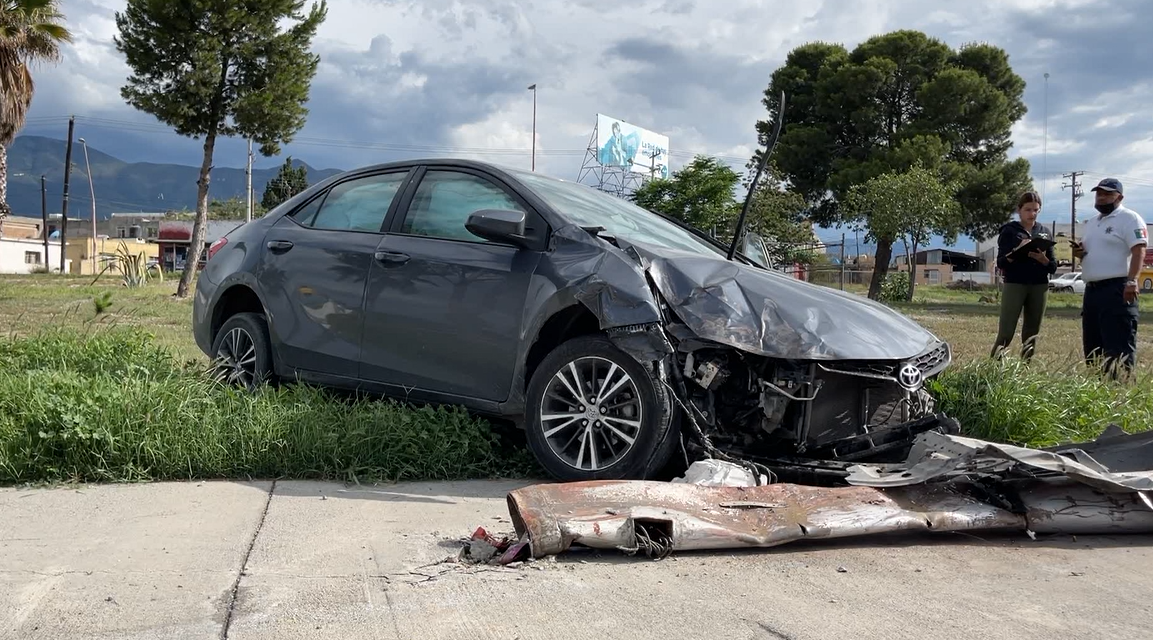 Dormita y provoca accidente en El Sarape