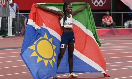 Christine Mboma; la atleta que ganó la plata en los 200 metros y le piden comprobar que sea mujer
