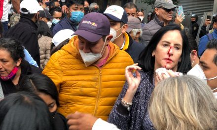 ÚLTIMA HORA | Policías agreden a alcaldes afuera del Congreso en la CDMX (video)