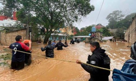 Censarán a damnificados por huracán ‘Grace’ en Veracruz