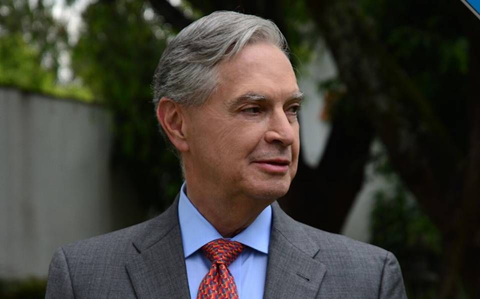 Giran orden de aprehensión contra Luis Ernesto Derbez