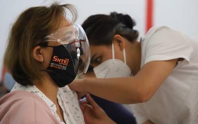 Sección V del SNTE recomienda no volver a vacunarse porque la CanSino es buena vacuna