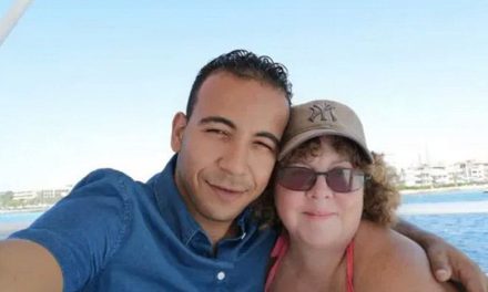 Mujer termina 20 años de matrimonio para convertirse en ‘sugar mommy’… la estafan y le roban 300 mil pesos