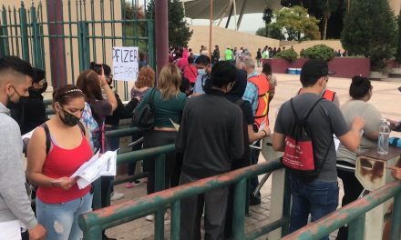 Continúa caos, se terminan las vacunas en Saltillo, otra vez
